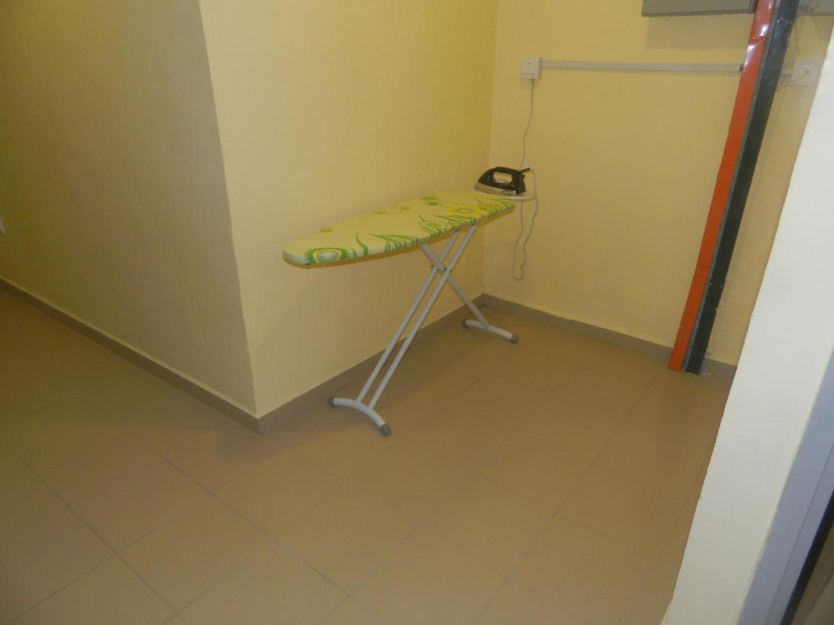 Yellow Mansion Hotel Melaka Raya Экстерьер фото