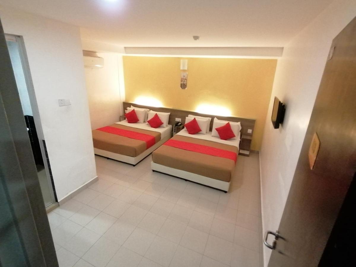 Yellow Mansion Hotel Melaka Raya Экстерьер фото
