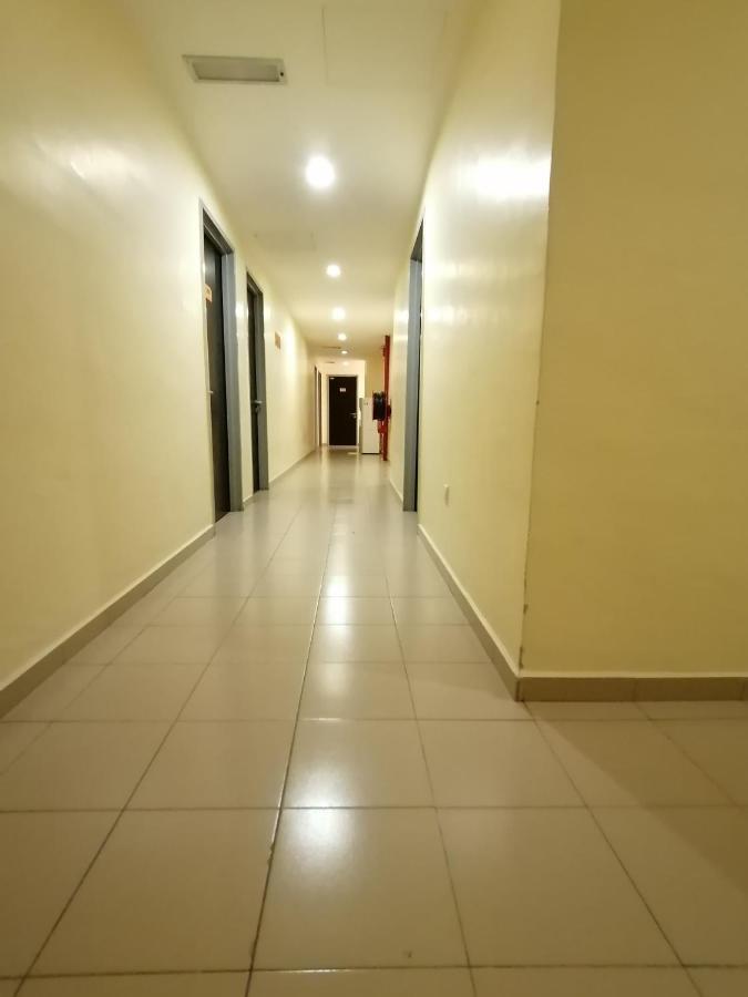 Yellow Mansion Hotel Melaka Raya Экстерьер фото