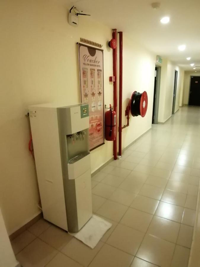 Yellow Mansion Hotel Melaka Raya Экстерьер фото