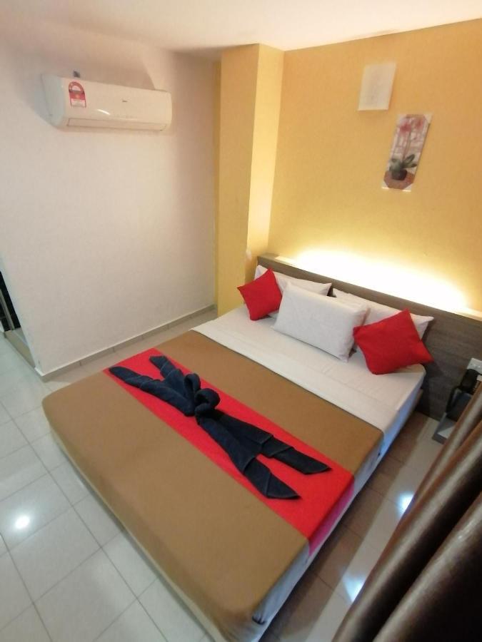 Yellow Mansion Hotel Melaka Raya Экстерьер фото