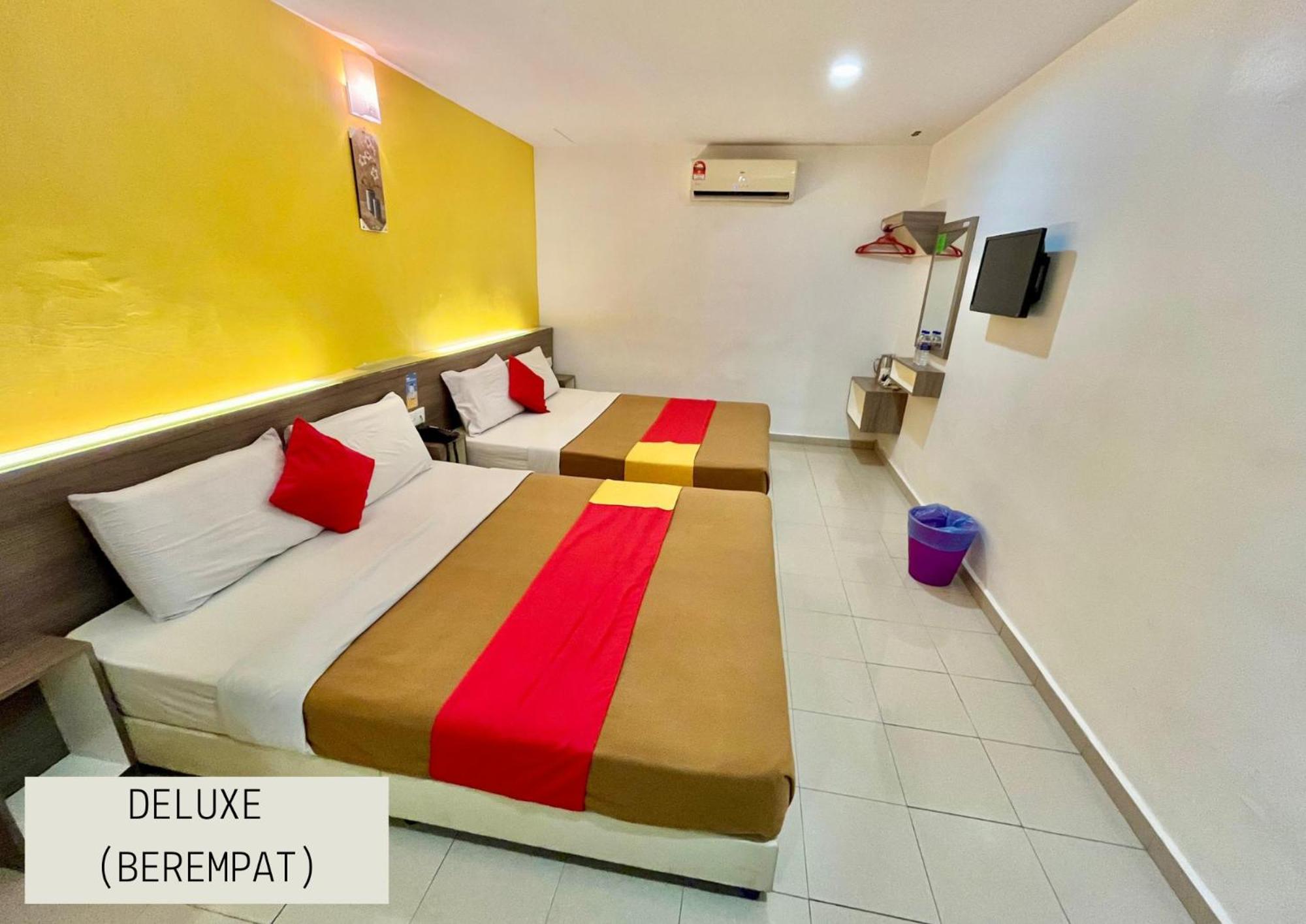 Yellow Mansion Hotel Melaka Raya Экстерьер фото