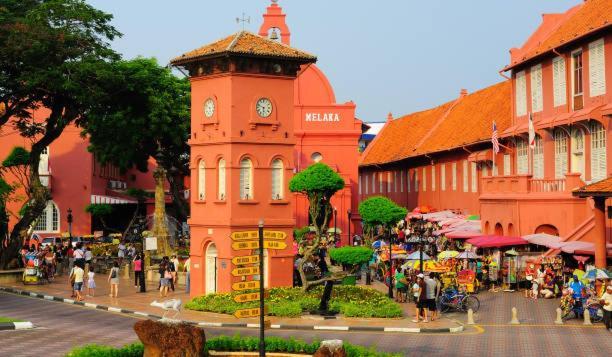 Yellow Mansion Hotel Melaka Raya Экстерьер фото