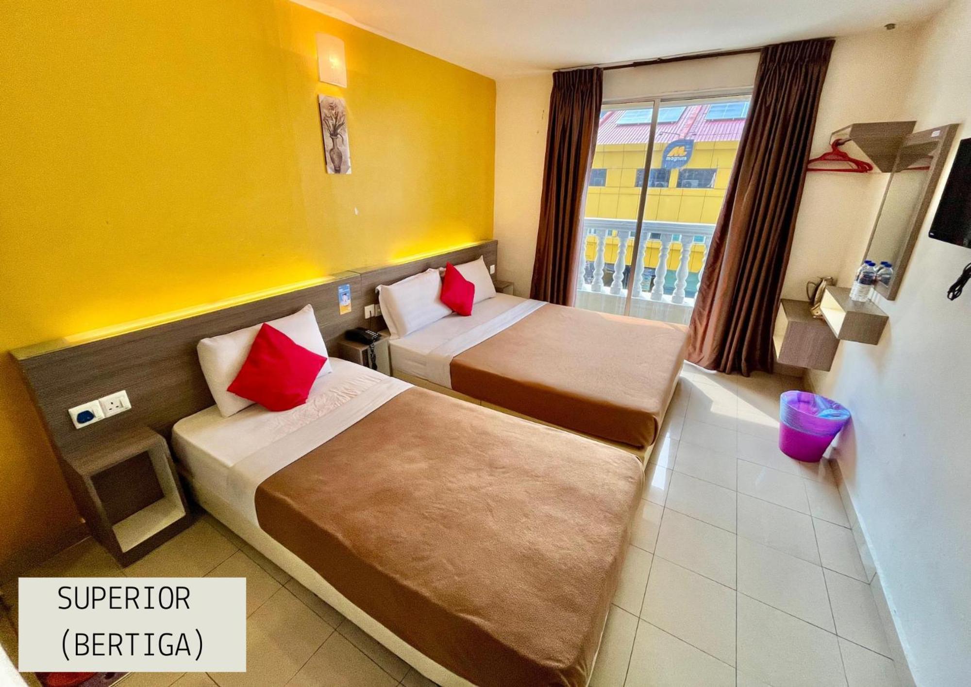 Yellow Mansion Hotel Melaka Raya Экстерьер фото